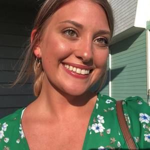 Meet your Posher, Hannah